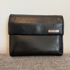 Tumi Black Leather Trifold Flap Wallet Vintage